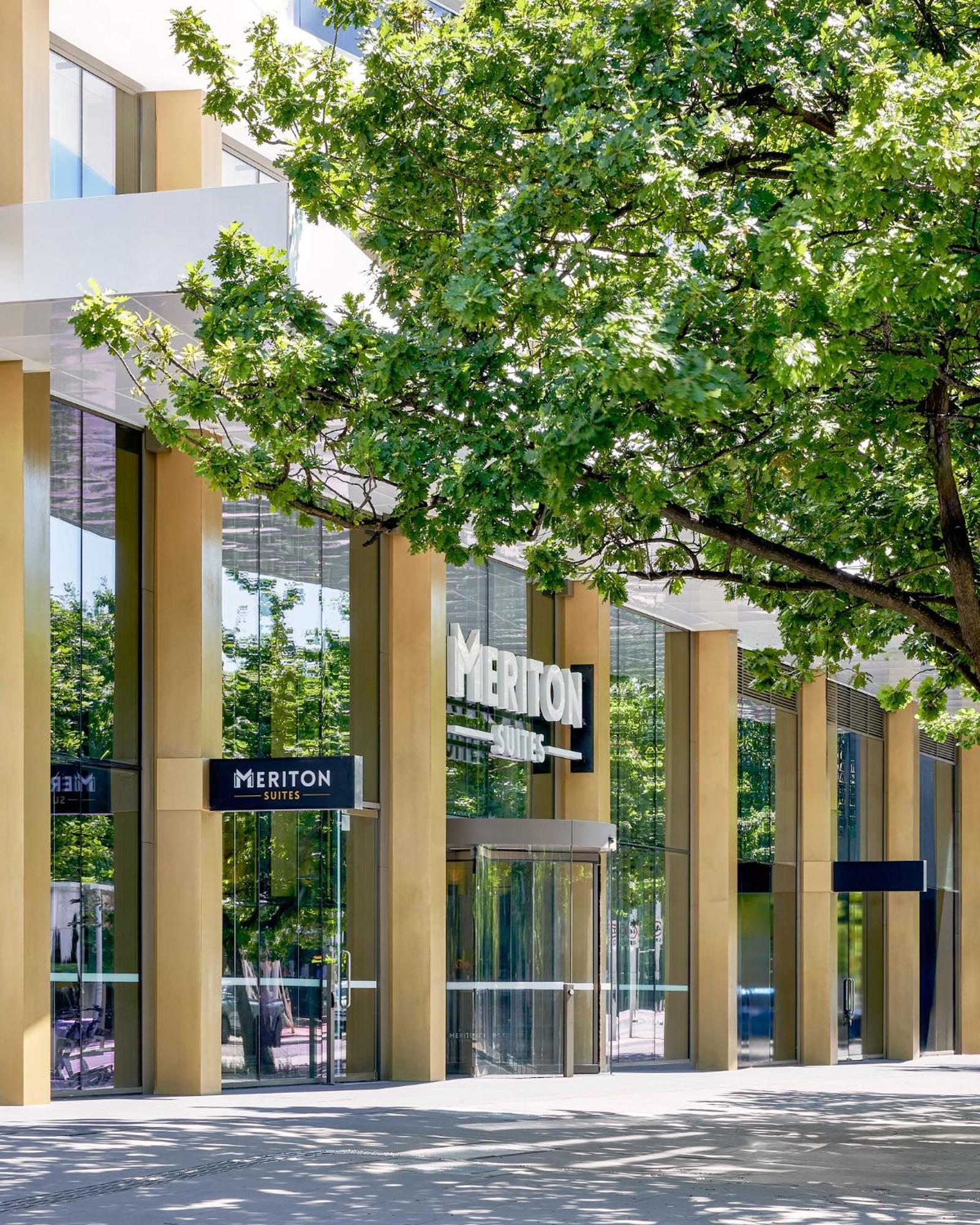 Meriton Suites كنبرا المظهر الخارجي الصورة Meriton Suites Chatswood